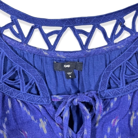 GAP Blue Print Fit and Flare Cutout Neckline Dress sz S - Picture 4 of 13
